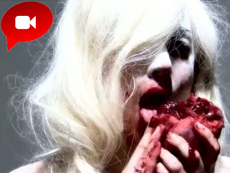 Cannibalismo e vomito nel video shock di Lady Gaga