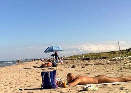 Fiume Oglio, un'altra spiaggia gay a rischio - spiaggia oglioBASE - Gay.it