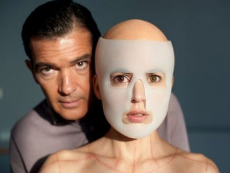 Banderas sul set di Almodóvar: primi scatti
