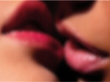 Lipstick: la commedia lesbo sbarca al Teatro Due