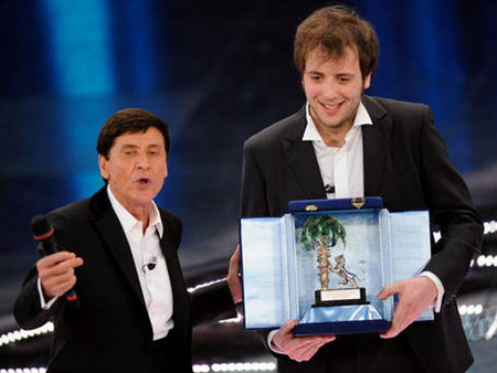 Raphael Gualazzi rappresenterà l’Italia all’Eurovision