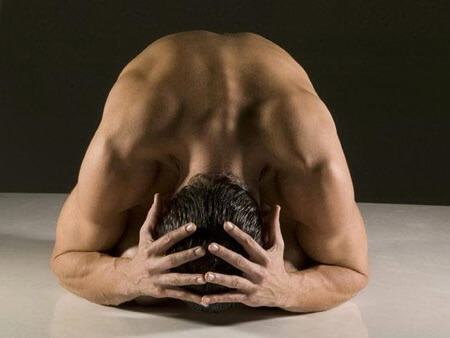 Gay in ginocchio, dalla sauna a San Pietro