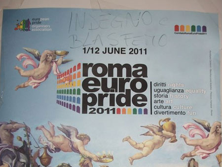 Scritte omofobe su locandina dell'Europride all'Atac - atac omofobaBASE - Gay.it