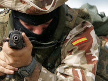 Nuovo codice militare spagnolo bandisce gli insulti omofobi - esercitospagnaBASE - Gay.it