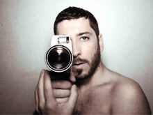 Sesso e ironia, dalla Spagna il videomaker Juanma Carrillo - JuanmaCarilloBASE - Gay.it