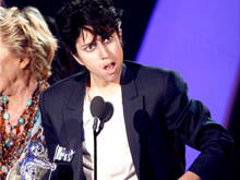 Lady Gaga: "indossavo un pene sul palco degli Mtv VMA" - gagamtv BASE - Gay.it
