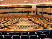 Ue: "Tutti gli Stati Membri riconoscano i diritti dei gay" - parlamento europeoBASE - Gay.it
