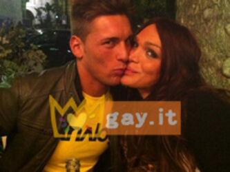 Concorrenti lgbt al GF, nessuno si dichiara. Eppure…