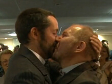 Nozze gay: alle Iene di scena il matrimonio di due italiani - sposi ieneBASE - Gay.it