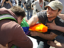 L'ultima follia omofoba della Russia: multa sul coming out - gaypriderussia2011BASE - Gay.it
