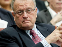 Centrodestra francese espelle deputato omofobo