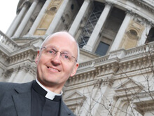 Il nuovo decano di St Paul's: giusto legalizzare nozze gay - decanosaintpaulBASE - Gay.it