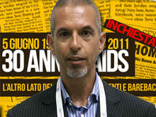 Indagato il prof che a Gay.it disse: l’HIV non causa l’Aids