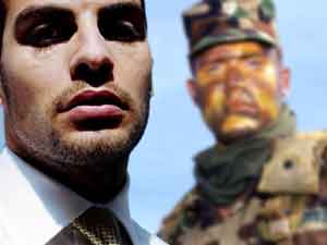 Torna Giovanardi: gay nell’esercito sì ma in camere separate