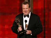 Modern Family per la terza volta miglior commedia agli Emmy - emmy2012BASE - Gay.it