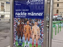 Censurato il manifesto della mostra viennese "Uomini Nudi" - uomini nudiBASE - Gay.it