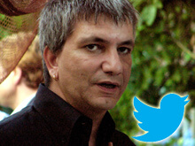 Insulti omofobi a Vendola su Twitter: "Ricchione di merda" - vendola insulti twitterBASE - Gay.it