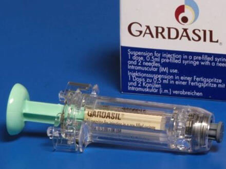I medici britannici: "Vaccino contro il papilloma virus anche ai gay" - vaccino hpvBASE 1 - Gay.it