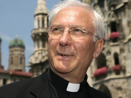 L’ex cerimoniere di Wojtyla: “Riconoscere diritti alle coppie gay”
