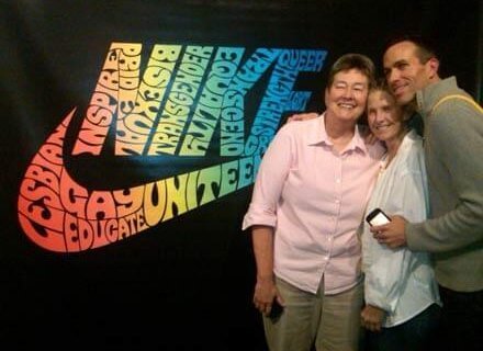 Nike pronta a ricoprire di soldi il primo atleta che faccia coming out - nike friendlyBASE 1 - Gay.it