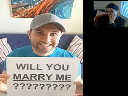 E la proposta di matrimonio arriva via Skype