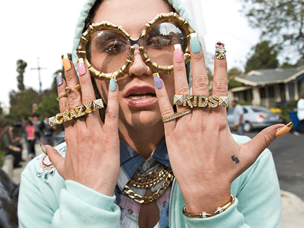 Esce “Crazy Kids” l’ultimo video di Ke$ha