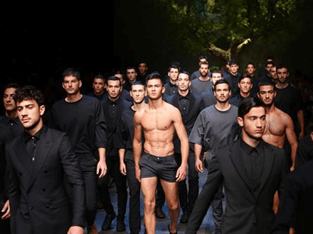 Arrivano a Milano Versace, Dolce&Gabbana e i loro bellissimi modelli