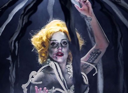 Lady Gaga tenta di manipolare la classifica, Billboard la rimprovera - gaga classificaBASE 1 - Gay.it