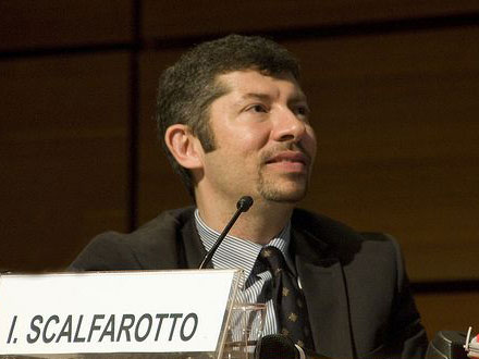 Partito il dibattito sull'omofobia. Il voto finale giovedì - scalfarottocamera 1 - Gay.it
