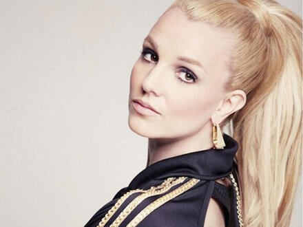 Britney Spears esce con il nuovo singolo Work Bitch