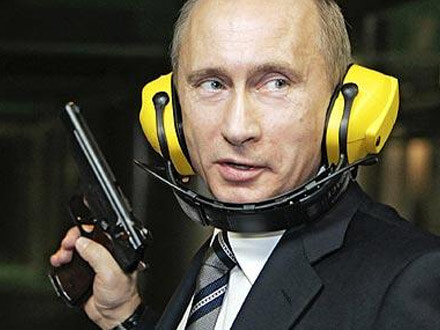 Putin tenta di smorzare i toni: “Incontrerò le associazioni gay”