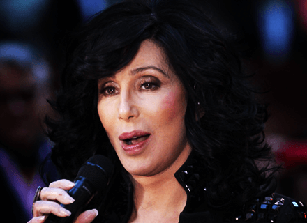 Cher all'Arena di Verona: grandi aspettative ma canta in playback - Cher Morandi playback arena di verona - Gay.it