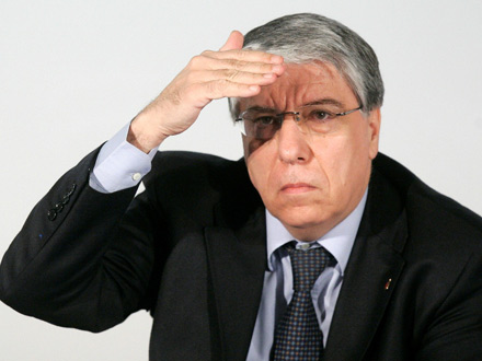Emendamento Giovanardi a legge omofobia equipara gay e pedofili