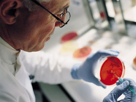 Primi risultati del vaccino anti HIV "made in Italy" - vaccino hiv italiano 1 - Gay.it
