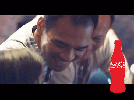 Due genitori gay nello spot della Coca-Cola durante il Super Bowl
