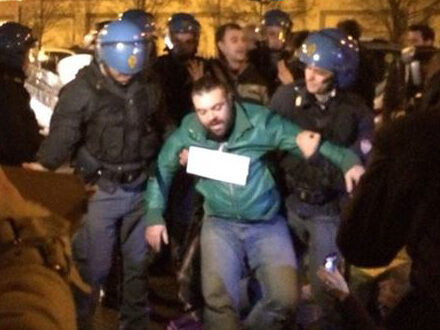 Tensioni a Roma al sit in pro gay davanti all’ambasciata russa