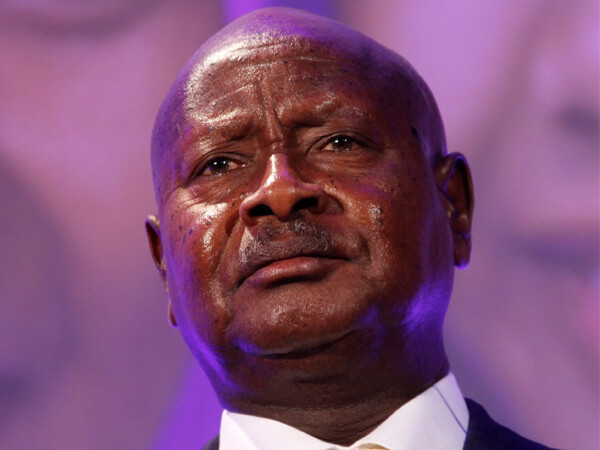 Uganda, il presidente Museveni non firma la legge omofoba e chiede modifiche - museveni gay 1 - Gay.it