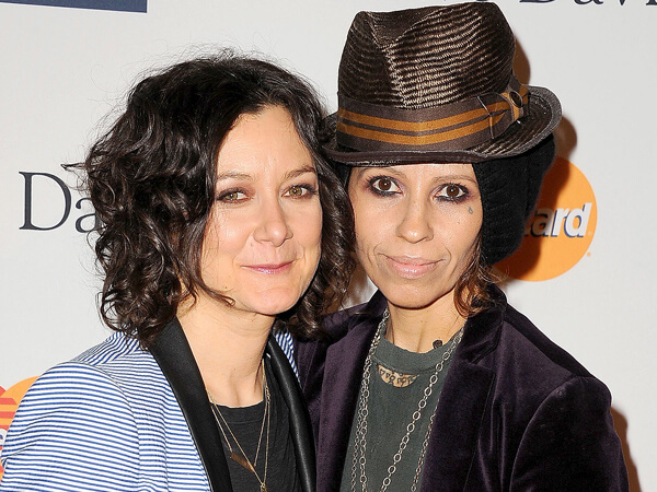 Sara Gilbert e Linda Perry si sono sposate a Malibu
