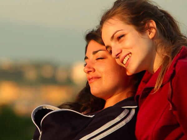 “Ad occhi chiusi” finalmente un corto (italiano) a tema lesbo