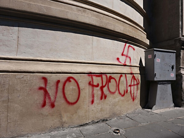 “No froci”: l’estrema destra romana contro la Chiesa Valdese