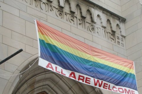 "Nella mia chiesa, i gay sono benvenuti. Persone, non peccatori" - prete pistoia 1 - Gay.it