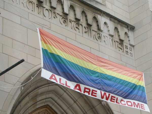 “Nella mia chiesa, i gay sono benvenuti. Persone, non peccatori”