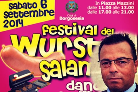 Baci gay contro Buonanno? Sindaco risponde con il Festival del Wurstel - Gianluca Buonanno wurstel festival BS 1 - Gay.it