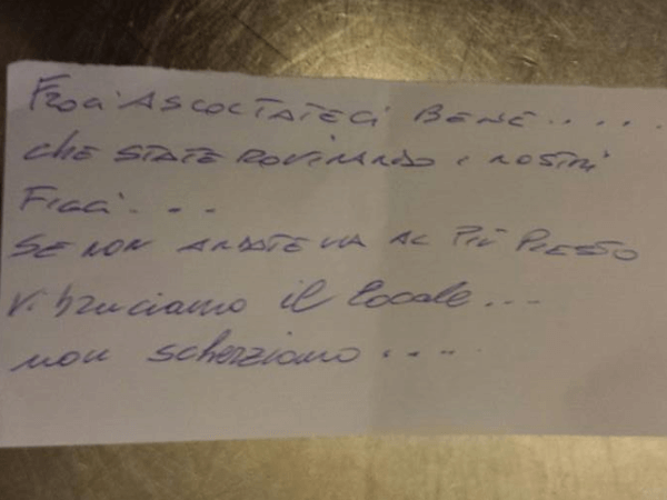 "Froci vi bruciamo il bar": minacce ad un locale di Desenzano - minacce desenzano 1 - Gay.it