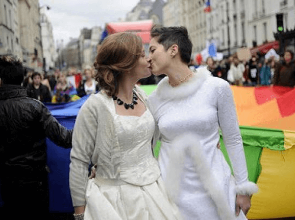 Roma: Registro delle unioni civili anche al IX Municipio - unioni civili gen 1 - Gay.it