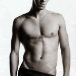 Il gigantesco Michael Phelps - Thumbnail
