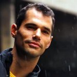 La protesta di Romain Mesnil: correre nudo con l'asta - Thumbnail