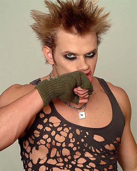 Kellan, da vampiro a modello