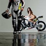 Playboy sveste De Puniet - Thumbnail