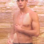 GF9: le immagini degli uomini nella casa - Thumbnail